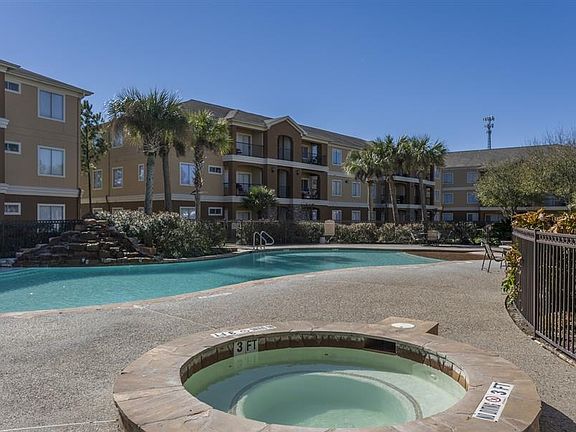 5th image of 18551 Timber Forest Dr APT D11