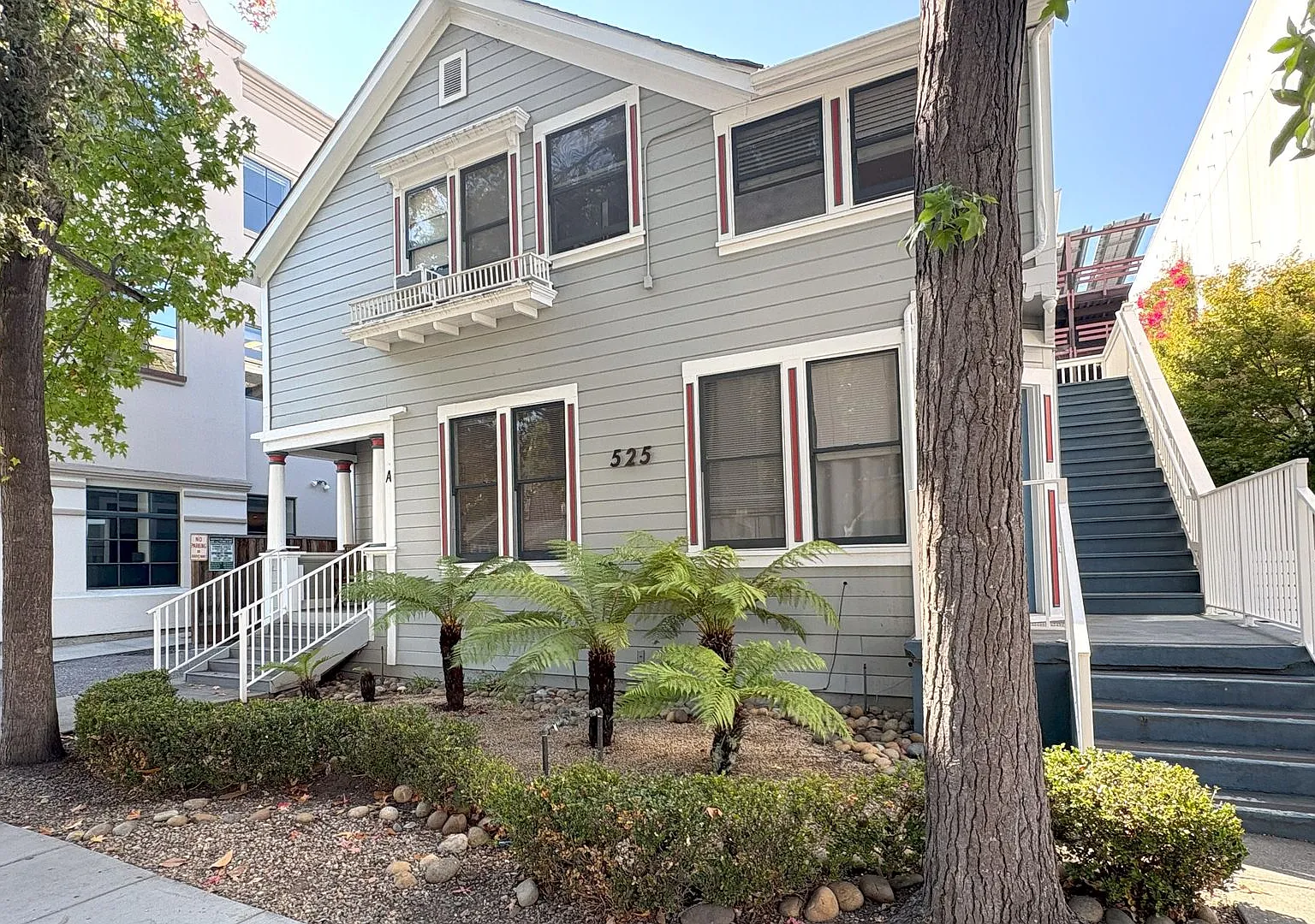 Charming Studio in the Heart of Downtown Palo Alto — Photo 2