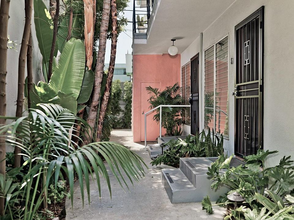 Private garden courtyard