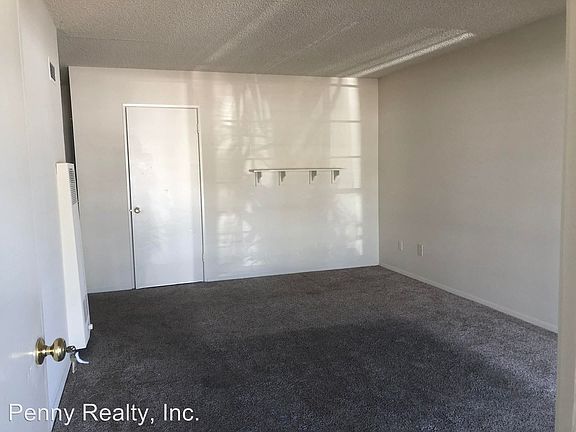 2nd image of 3063 Luna Ave