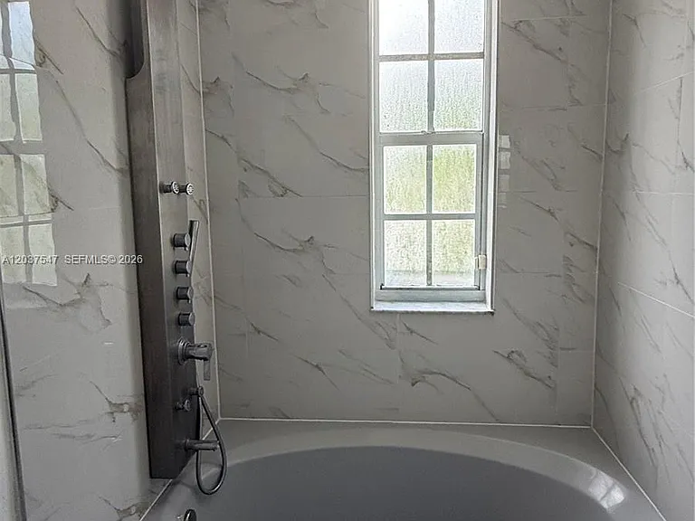 11921 SW 273rd St — Photo 24
