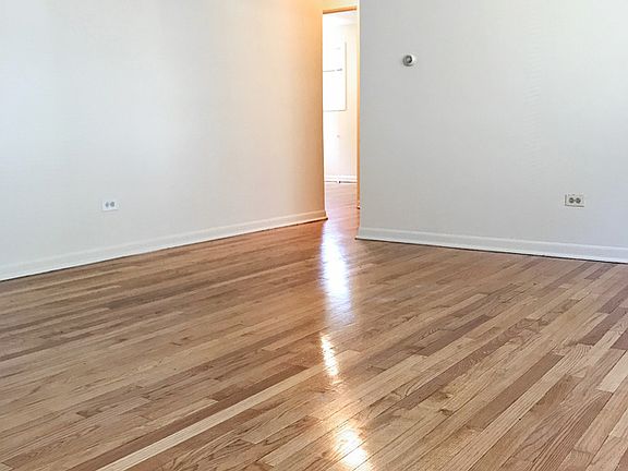 4th image of 741 Mulford St APT 2N