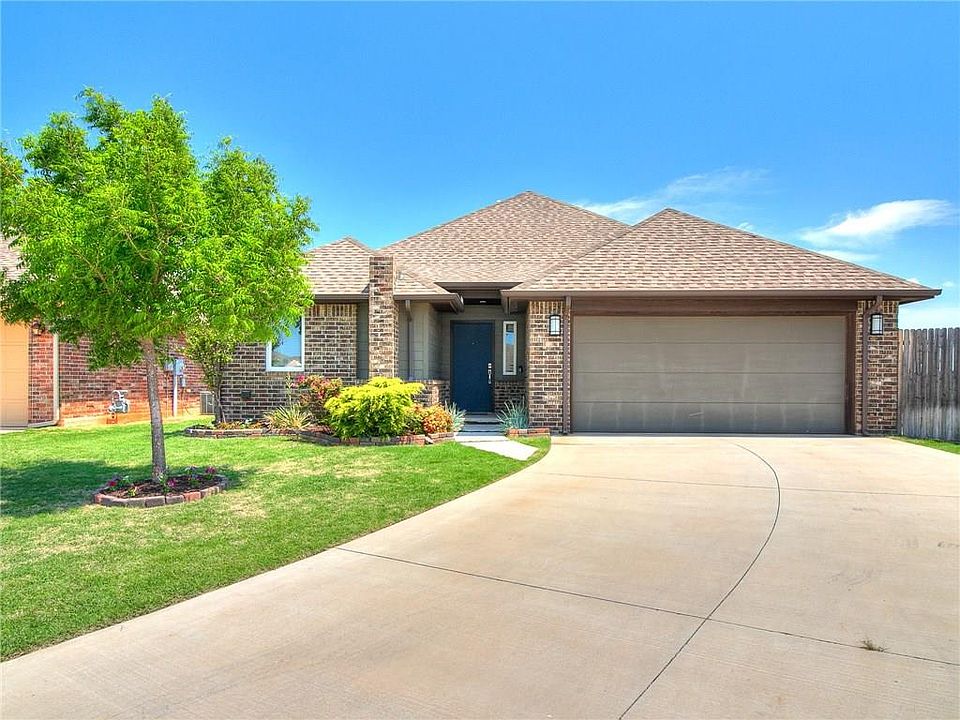1st image of 17804 Black Hawk Cir