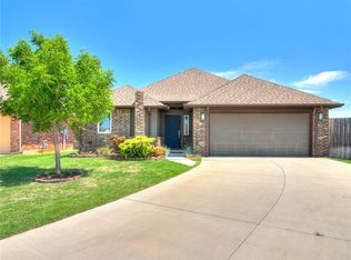 17804 Black Hawk Cir, Edmond, OK 73012
