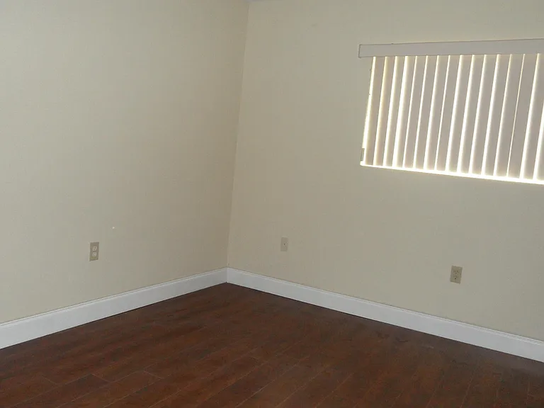 351 Palm Way #201 — Photo 23