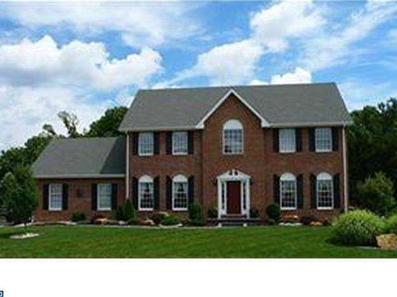 2nd image of 120 N Gabriel Dr