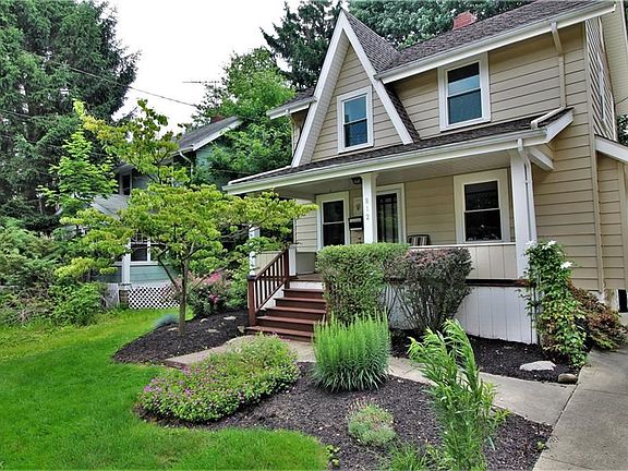 2nd image of 812 Shannon Ave