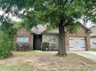 991 Meriweather Dr, Calera, AL 35040