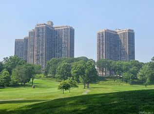 26910 Grand Central Parkway #28G, Floral Park, NY 11005