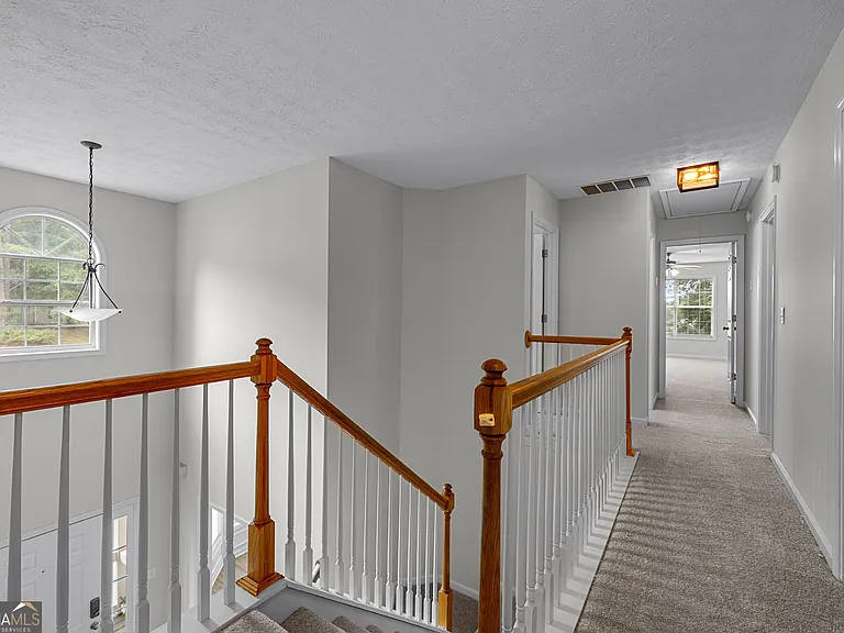 245 Sturgess Run — Photo 20