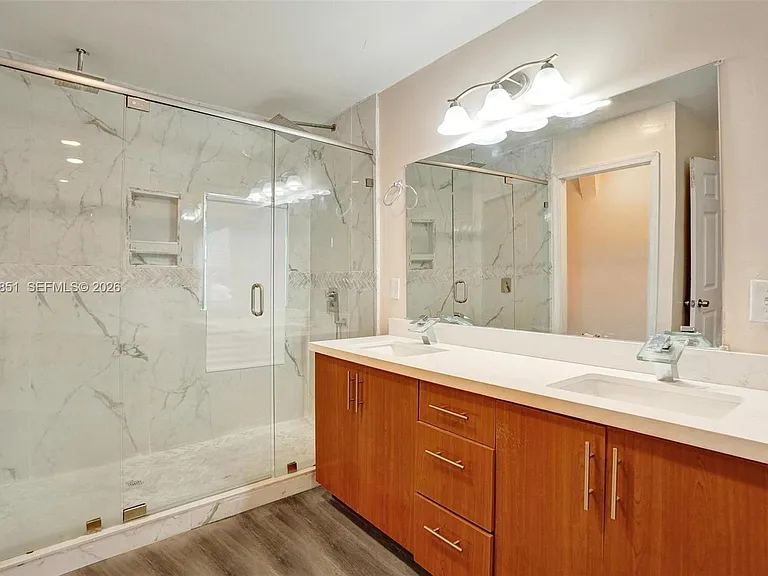 610 Carolina Ave #2 — Photo 6