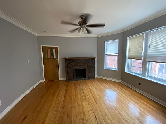 5th image of 3934 N Keeler Ave APT 3B