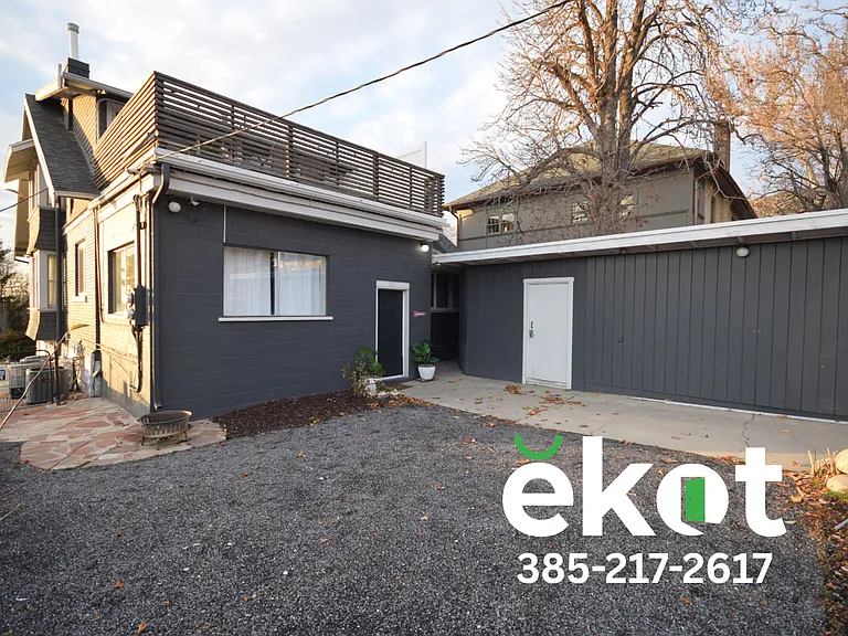 382 N Wall St — Photo 22
