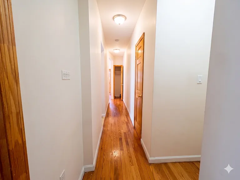 27-08 39th Ave #3B — Photo 12