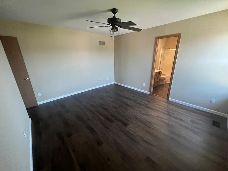 314 S Creekside Ct #314 — Photo 17