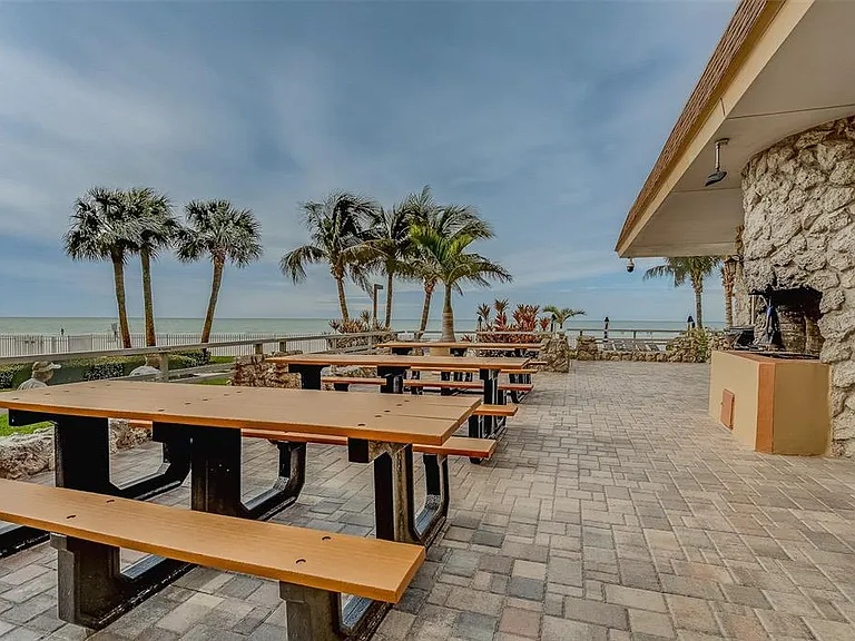 17900 Gulf Blvd #1B — Photo 37