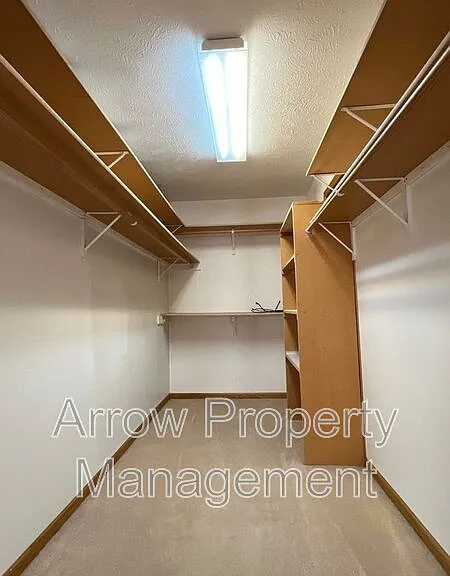 1660 Swanson Dr — Photo 13