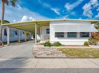 421 Oriental Poppy Dr, Venice, FL 34293