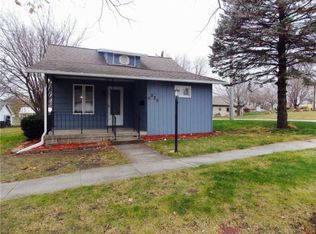 520 Main St, Maxwell, IA 50161