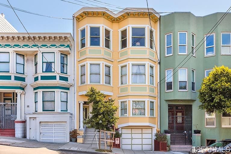 1st image of 33 Collingwood St