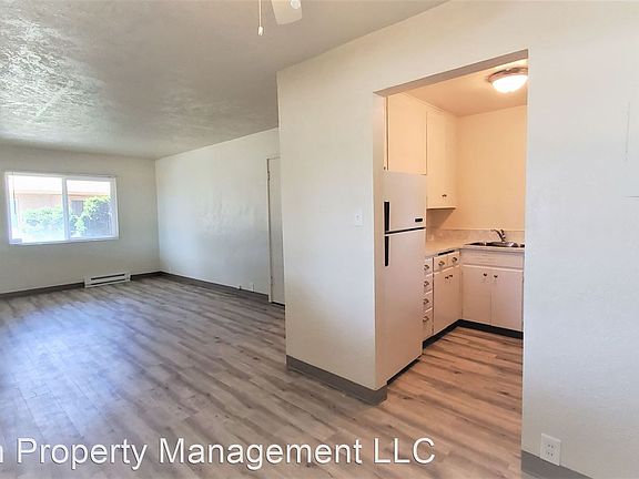 3rd image of 1101 W Margaret St #10603457