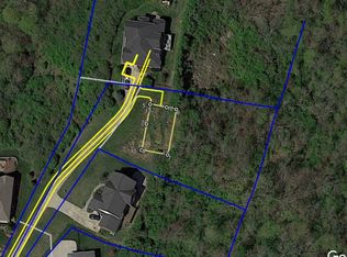 1739 Grandview Dr, Hebron, KY 41048