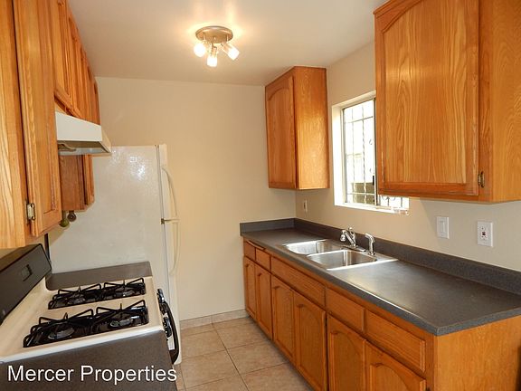 3rd image of 2505 Howard Ave #A