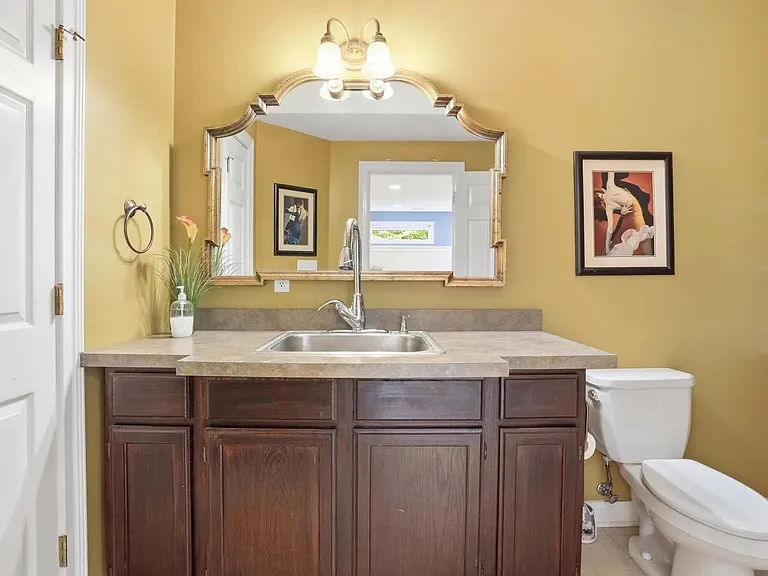 10629 Erie Dr — Photo 28