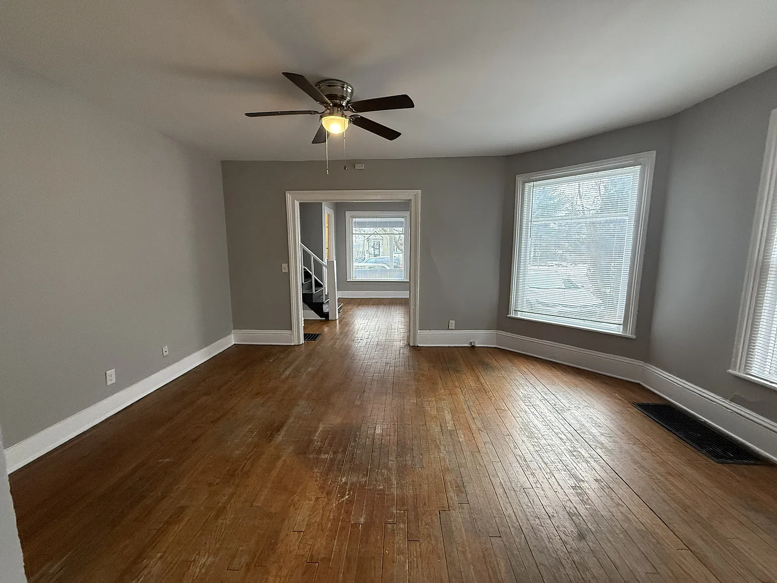 220 Burr Oak St — Photo 4
