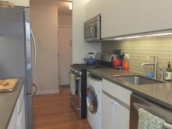 3rd image of 100 W 93rd Street 7h #7H