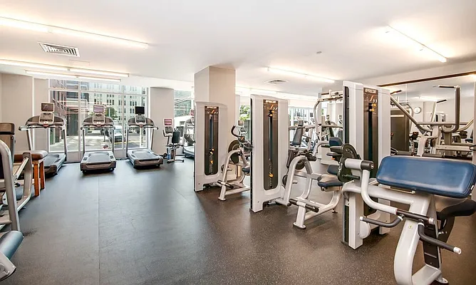 Rented by BARNES New York | media 19