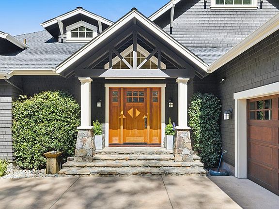 5th image of 541 Oak Avenue