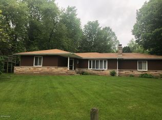 3817 Stonegate Rd, Kalamazoo, MI 49004