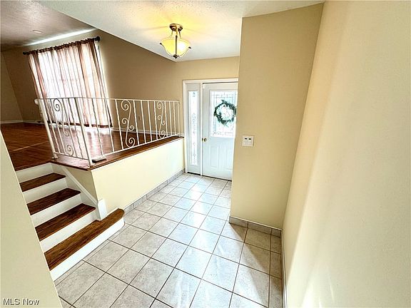 5th image of 5520 Woodbury Hills Dr