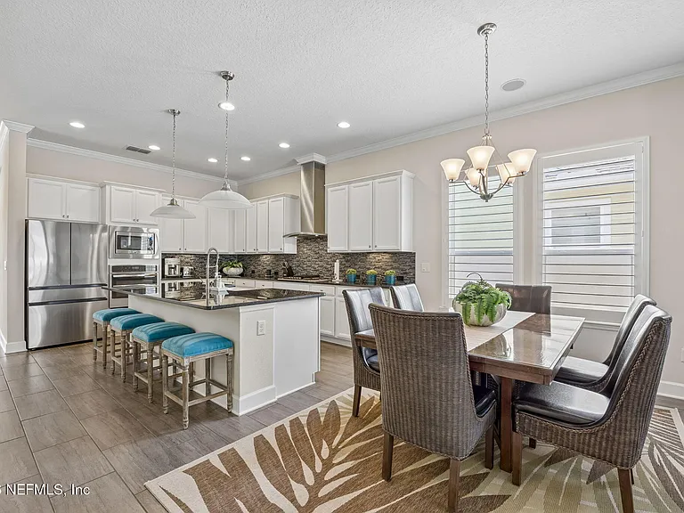 45 Tamarac Ave — Photo 14