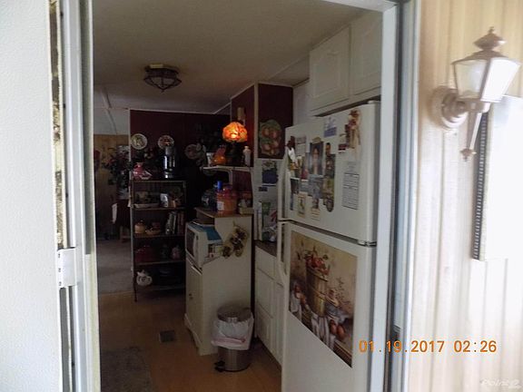 5th image of 9834 Elm Way