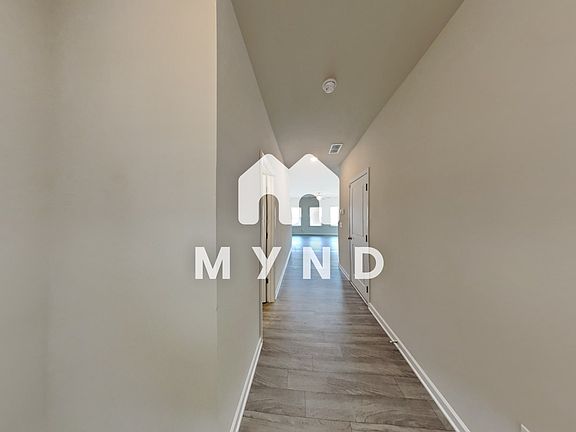 2nd image of 4951 Lower Elm St