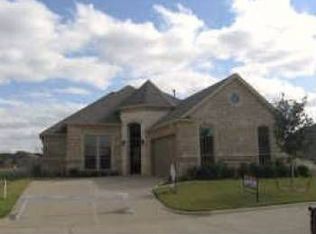 1405 St Tropez Ln, Arlington, TX 76013