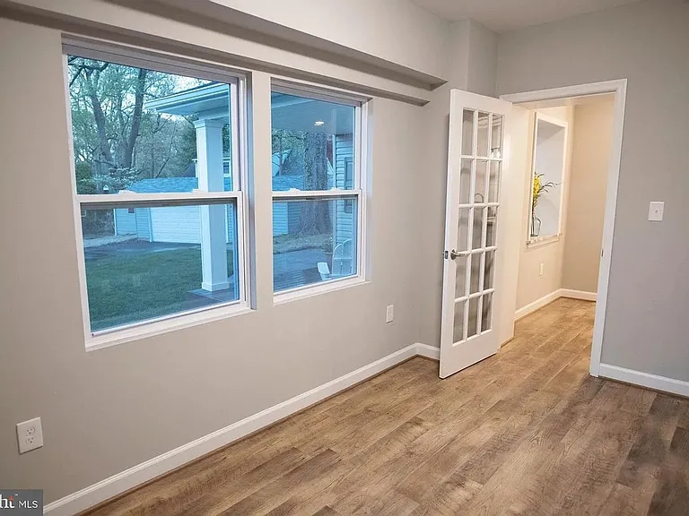 211 Sillery Bay Rd — Photo 14