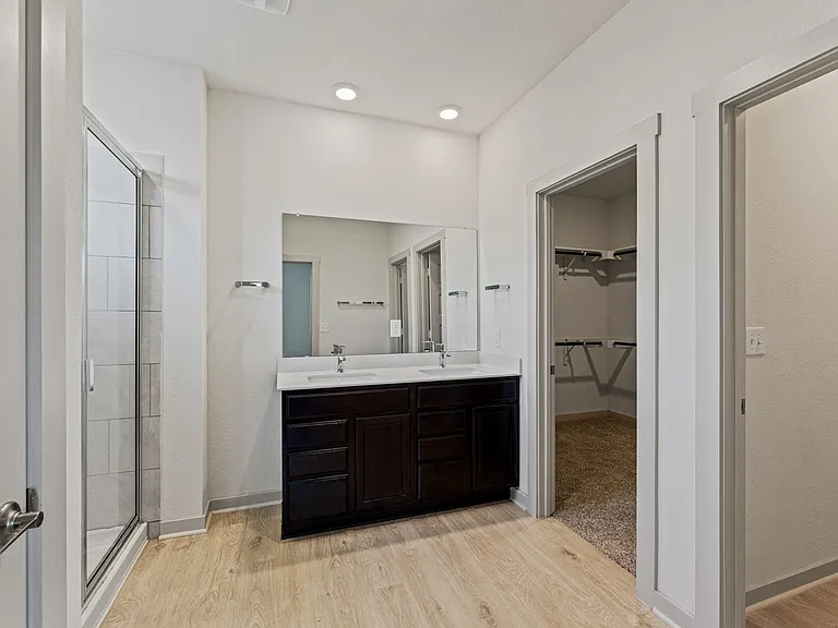 10906 Fulton Ave — Photo 23