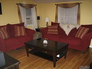 5th image of 149 Hawthorne St