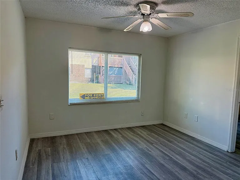 9013 Westchester Cir #32 — Photo 3