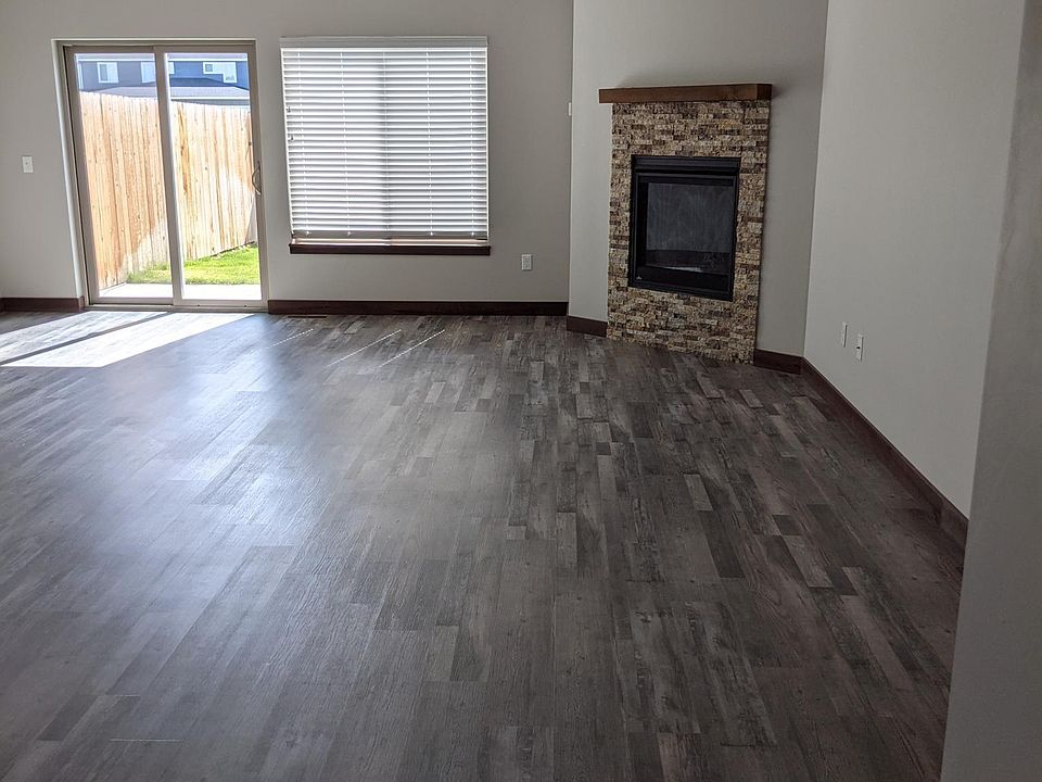 1st image of 1601 Westwood Cir