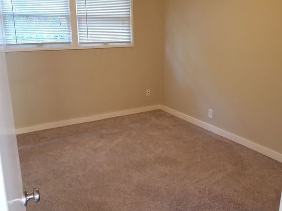 5th image of 1532 NW 51st St APT 01