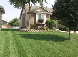 2410 S Westgate Ct, Wichita, KS 67215