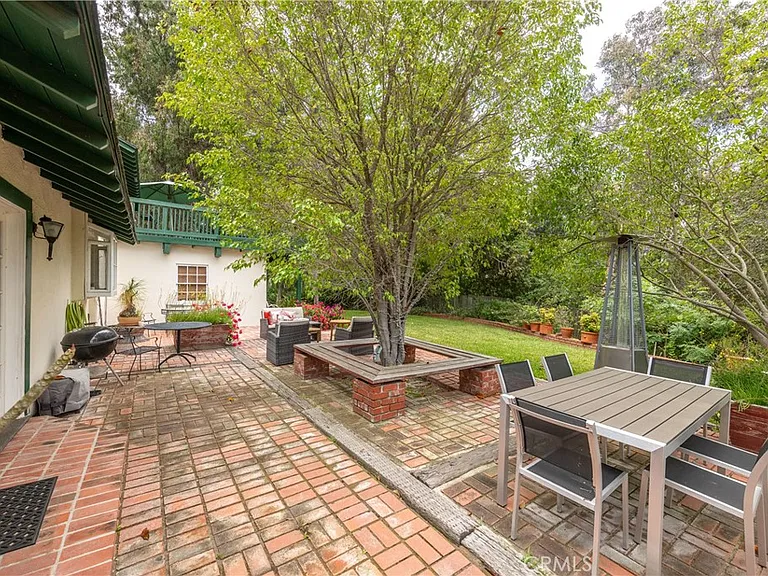 11446 Amanda Dr — Photo 28
