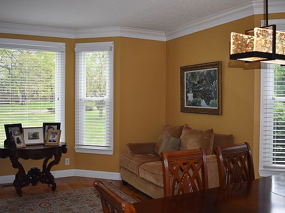 4th image of 4920 Saint Andrew Ct