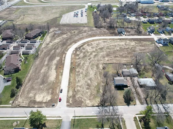 4401 SW 23rd St, Des Moines, IA 50321