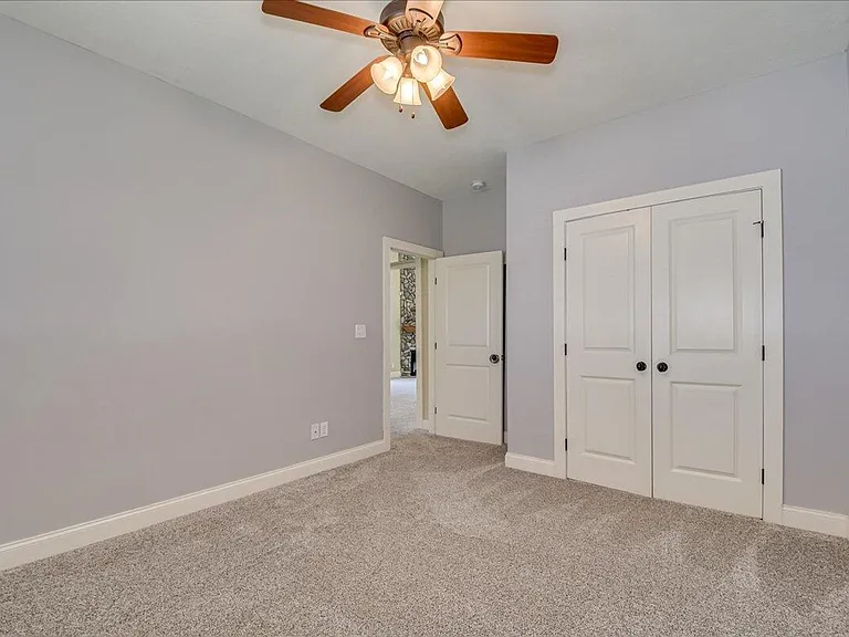208 Havelock Dr — Photo 24