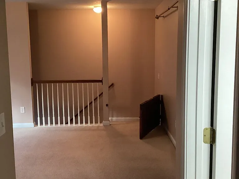 116 Rosecliff Cir — Photo 17